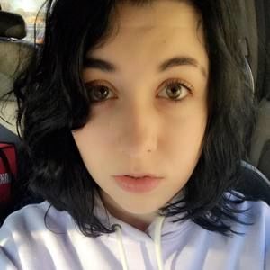 Meet your Posher, Kalee